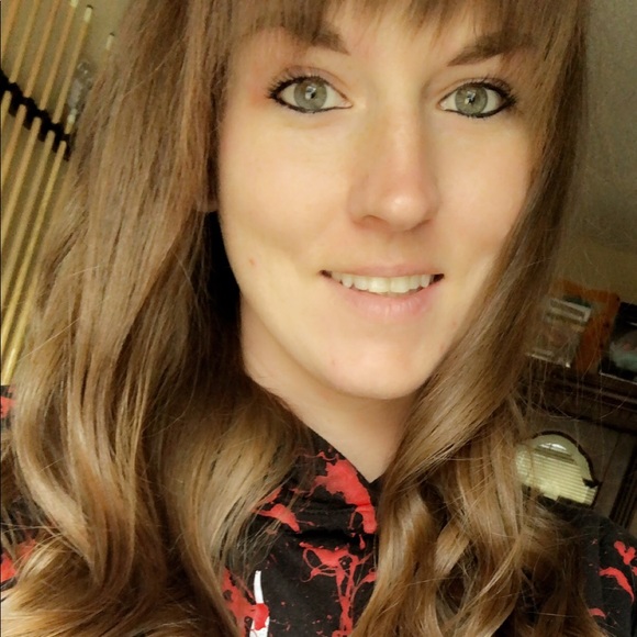 Meet your Posher, Starla - Picture 5 of 5